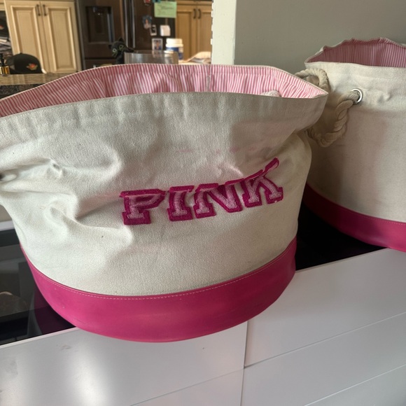 Rare x2 VS PINK store displays baskets/bins/totes - Picture 13 of 16